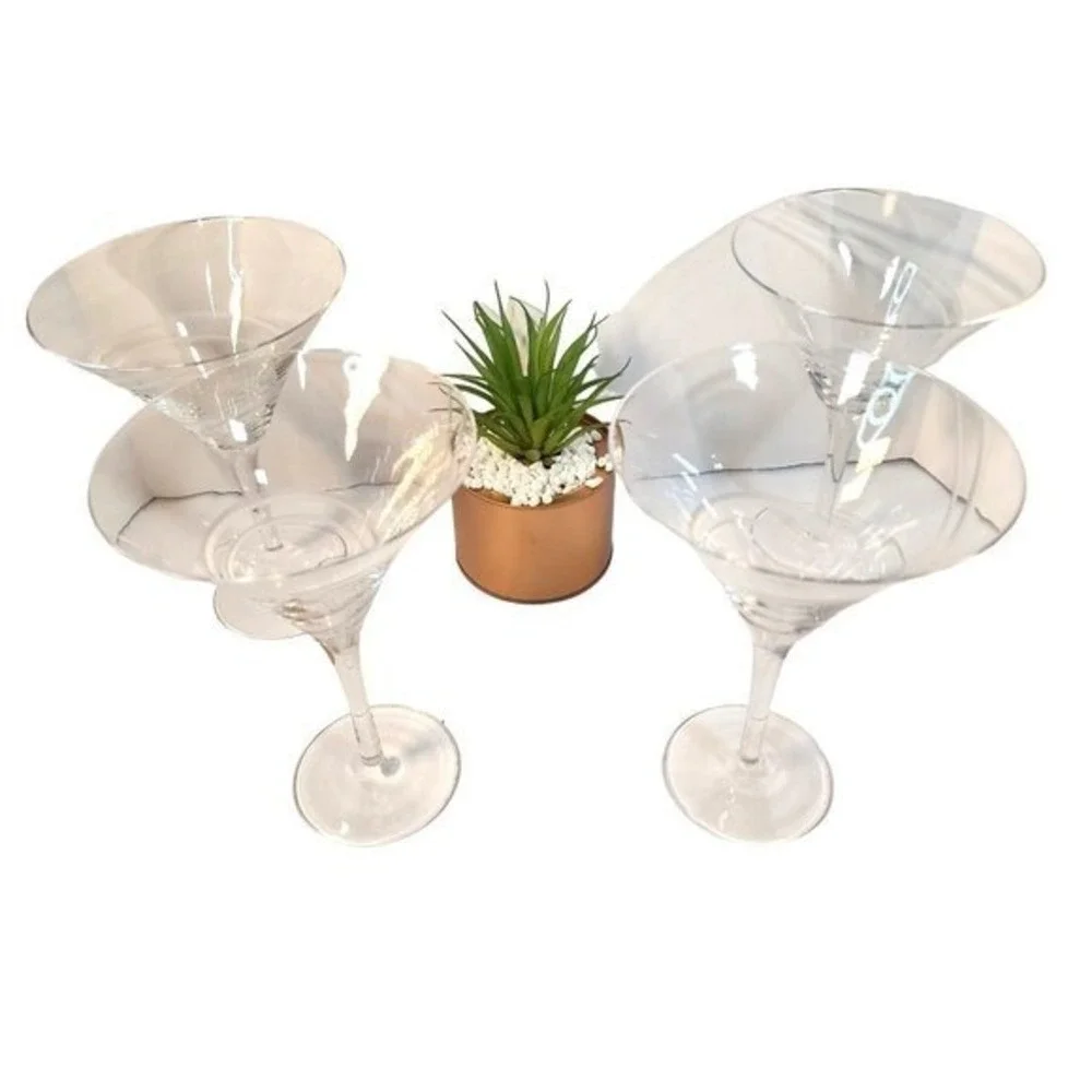 Set‎ of 4 Oversized Chic Martini Glasses Decorative Edging